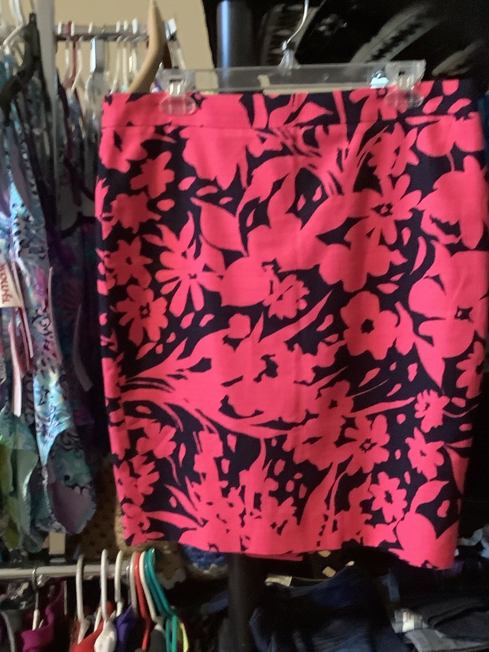 Women's Black & Hot Pink Floral Pencil Skirt